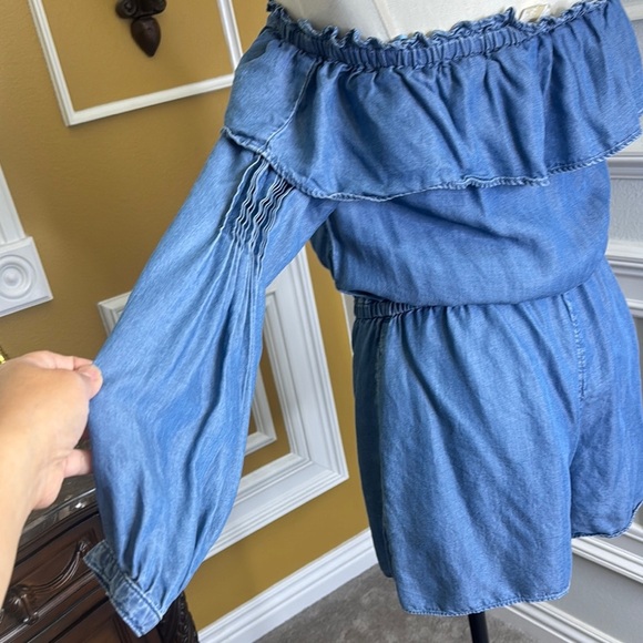 Soft Denim Off-Shoulder Denim Romper - Picture 10 of 14